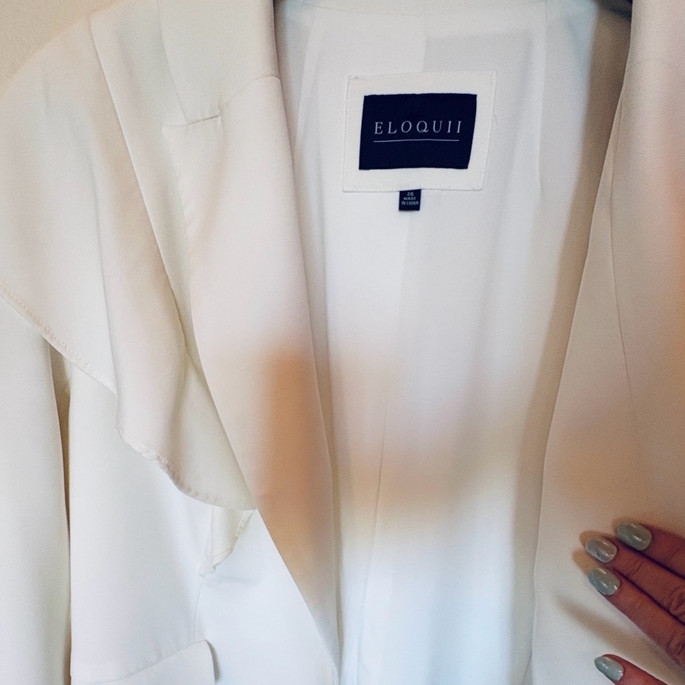 White Soft Ivory Eloquii Blazer Suit Jacket Fully Lined w Ruffle Detail Sz 20 - Picture 8 of 13